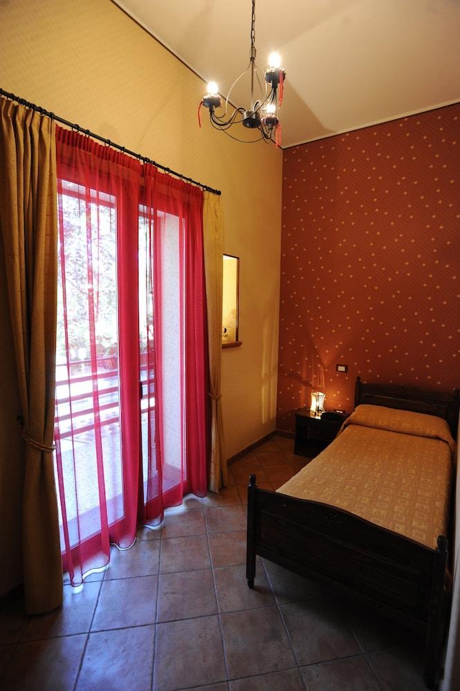 Hotel Alle Pendici Nicolosi Exterior foto